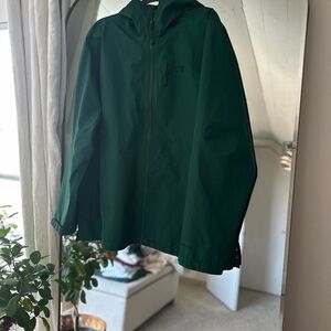 Aspire II GORE-TEX Green Rain Jacket - Women's